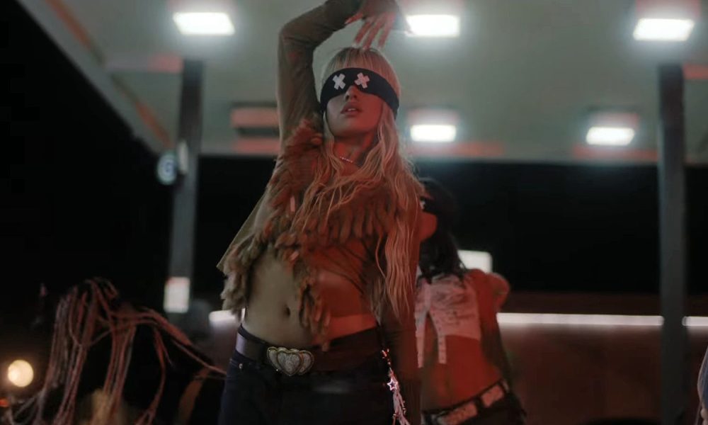 camila-cabello-i-luv-it-music-video-032724-1-1571ab38106840138e1c2613282646c4